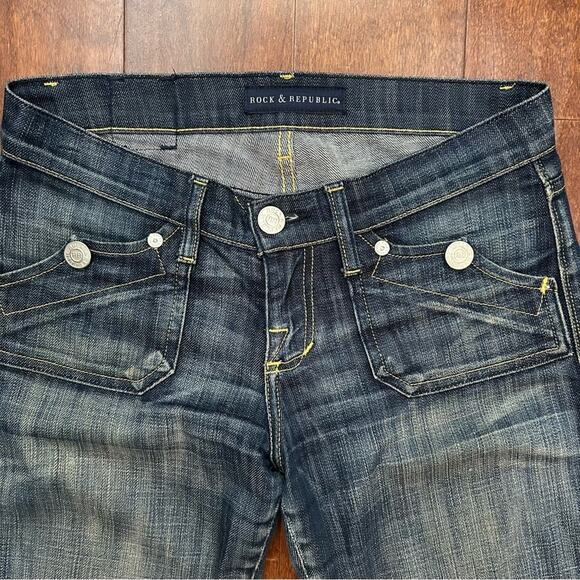 Rock & Republic Women’s Low Rise Jeans with a Bit of Flare, Y2K Style, Size 26 - Picture 4 of 16
